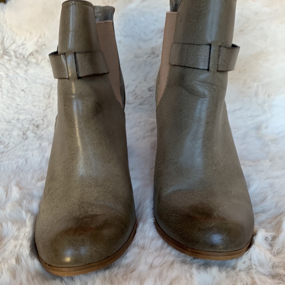 Women’s Booties - Size 7 - Picture 2 of 6